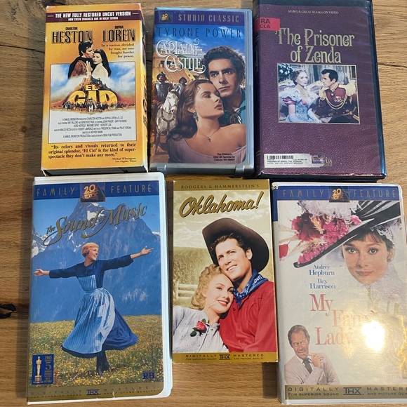Classic Movie VHS Collection - Picture 1 of 7